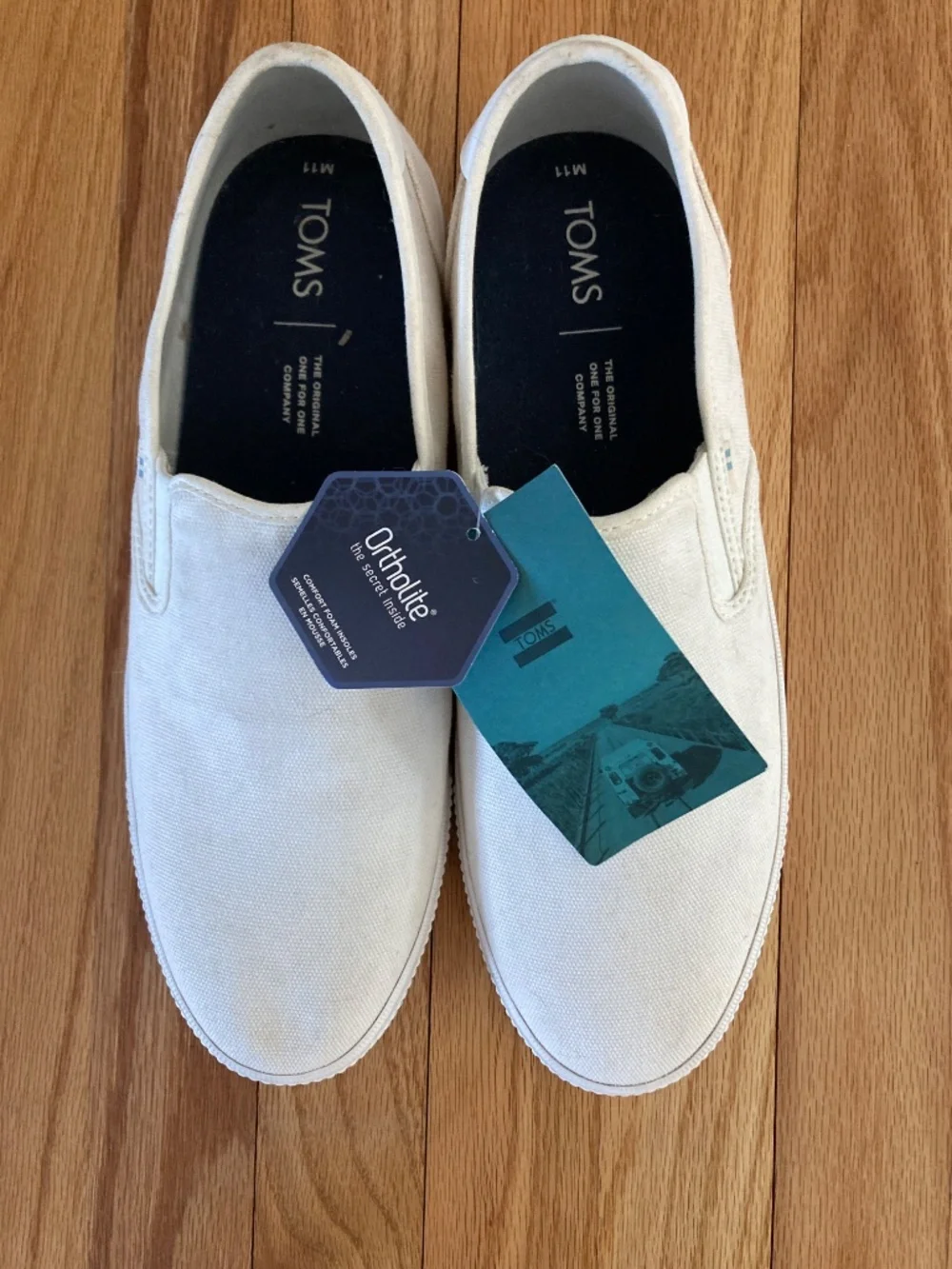 Men's TOMS White Slip-On Loafers NWT - Size 11